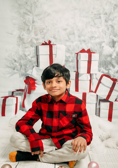 White gifts and christmas tree photography backdrop